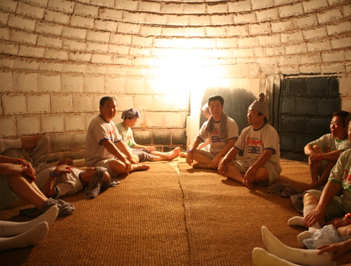 The bool hanjeungmak kiln rooms are the hottest rooms of any jjimjilbang